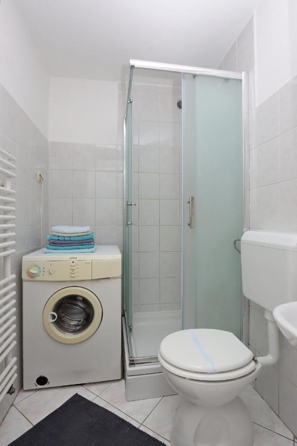 With A Parking Space Brsec, Opatija - 7755 Apartment Brsec